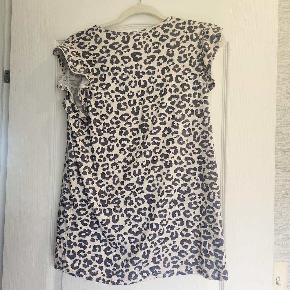 Leopard Print Ruffle Blouse - Picture 3 of 4